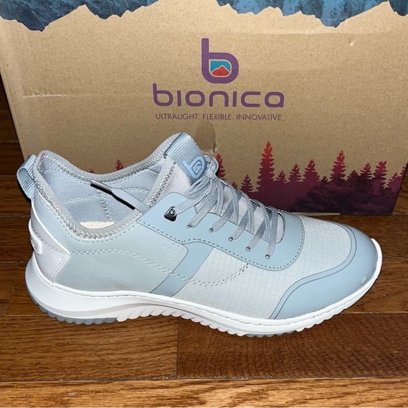 Bionica Light Gray Oakmere Contemporary Sneakers Women’s Size 10 - Picture 3 of 11